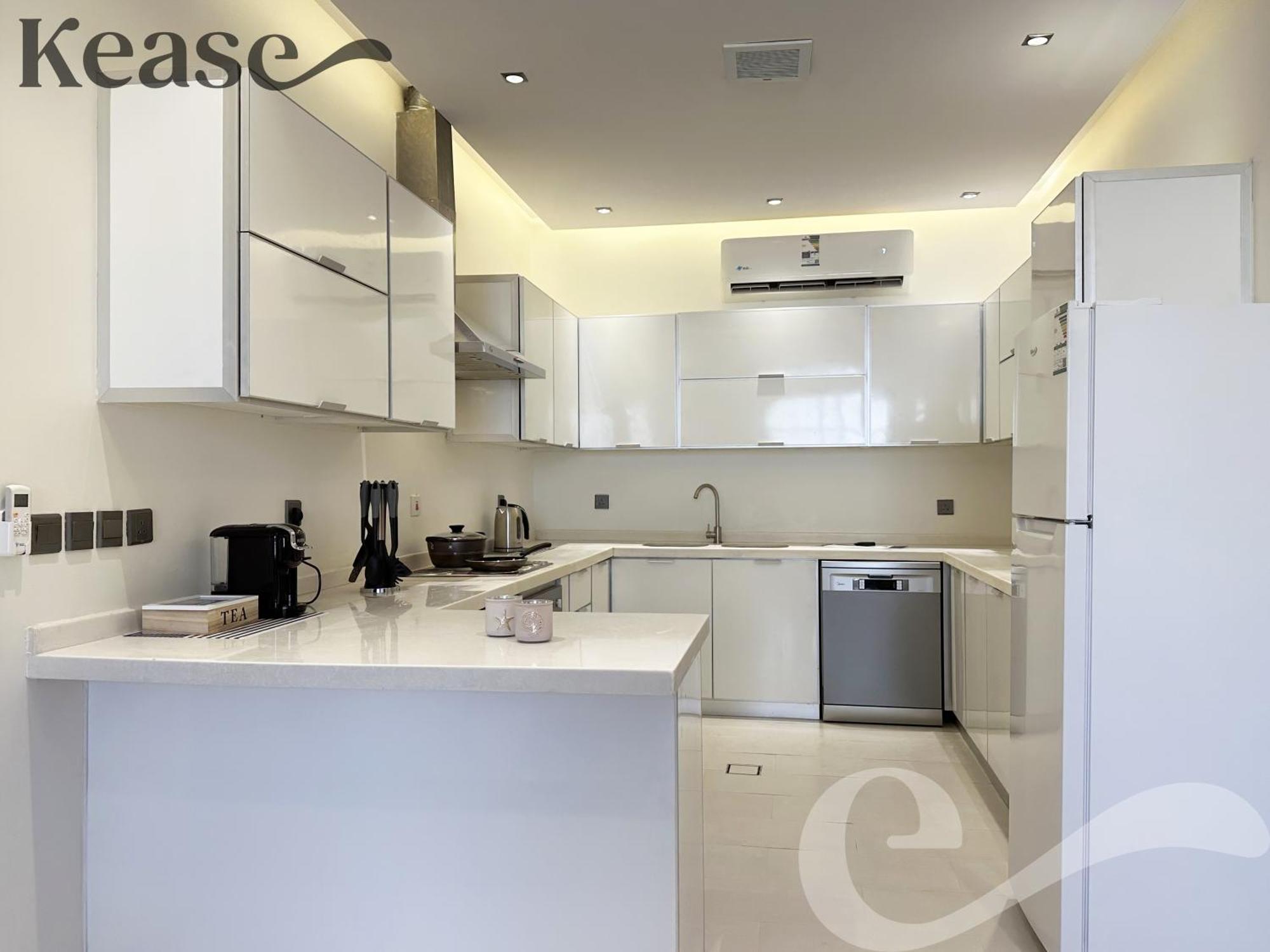 Kease Al Izdihar -7 Luxury Gold Az99 Apartment